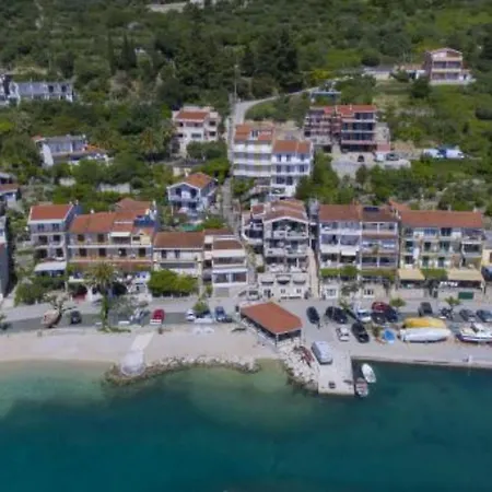 Two Bedroom With Terrace And Sea View A1 Podgora (Split-Dalmatia)